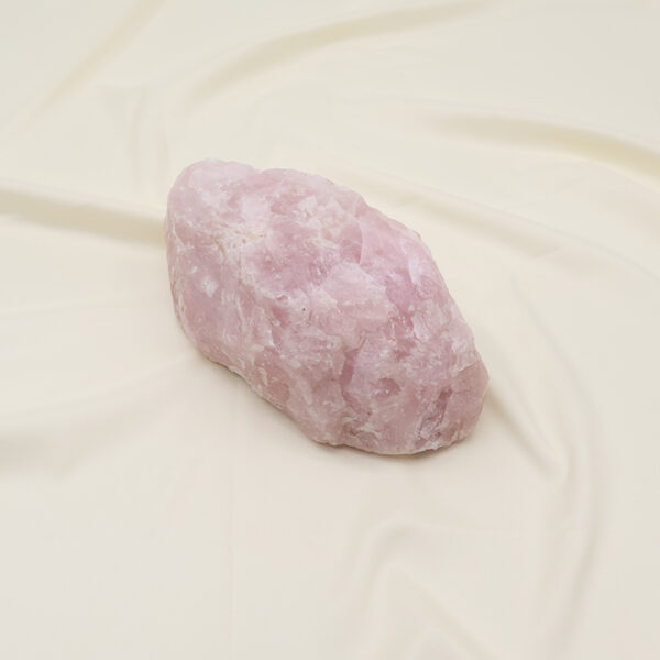 Beautiful Vase on Rose Quartz Crystal PK-L628 - Image 8