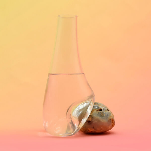 Beautiful Vase on Pebble BU-S138 - Image 5