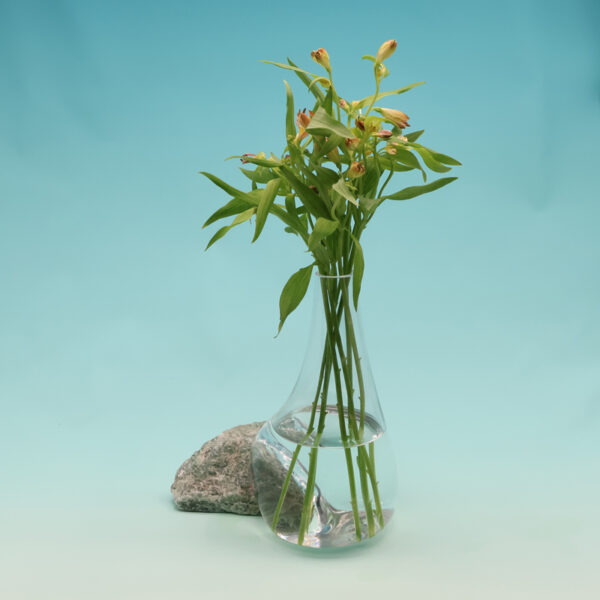 Beautiful Vase on Green Strawberry Stone GE-L228
