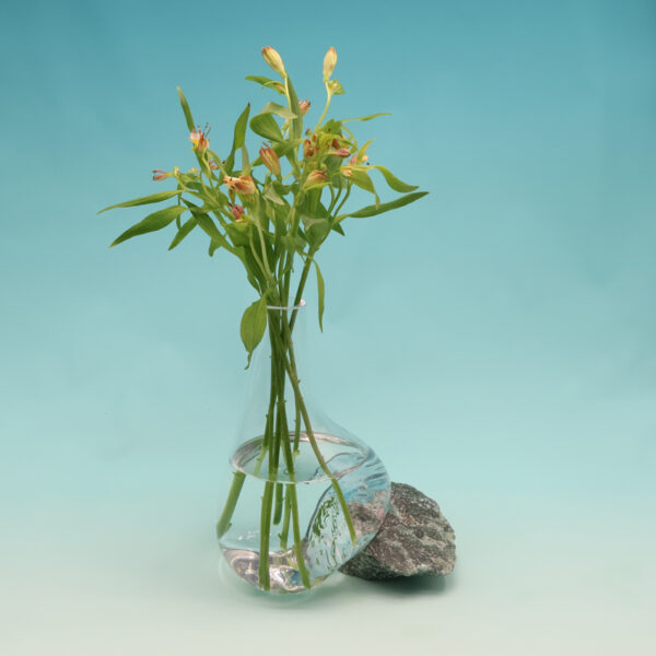 Beautiful Vase on Green Strawberry Stone GE-L368 - Image 2