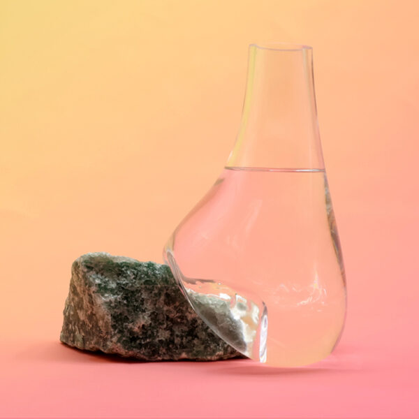 Beautiful Vase on Green Strawberry Stone GE-M228 - Image 5