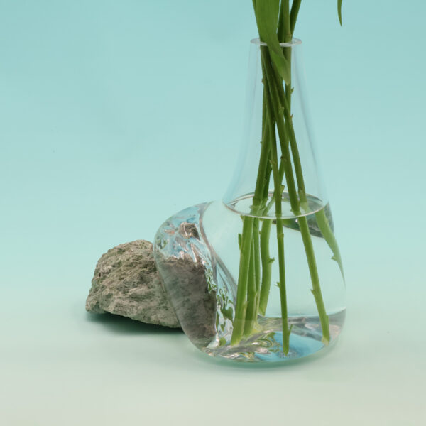 Beautiful Vase on Greentranslucent Limestone GE-M238 - Image 3