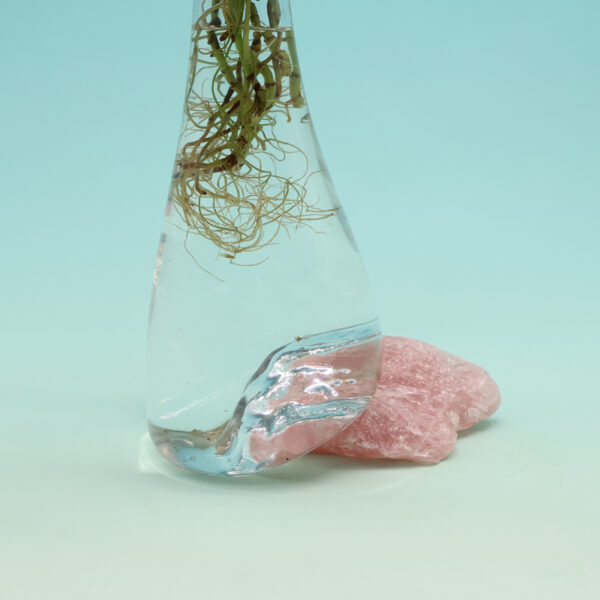 Beautiful Vase on Rose Quartz Crystal PK-S128 - Image 3