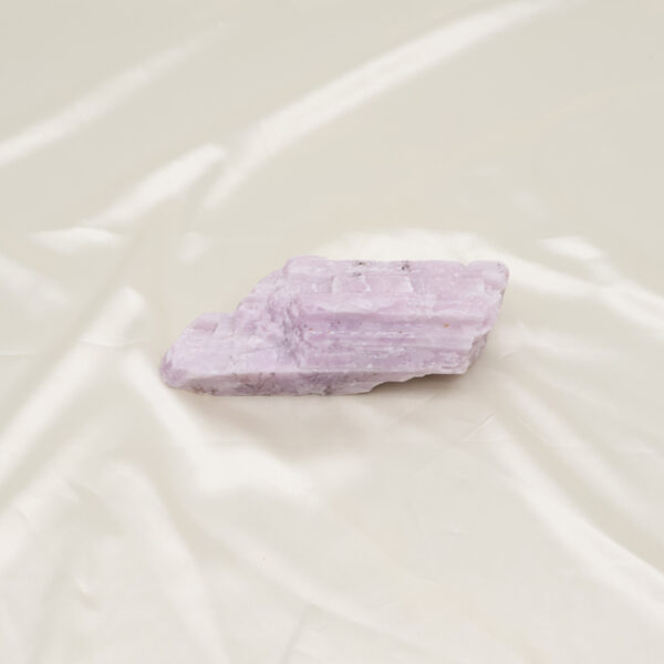 Beautiful Vase on Kunzite PP-M128 - Image 7