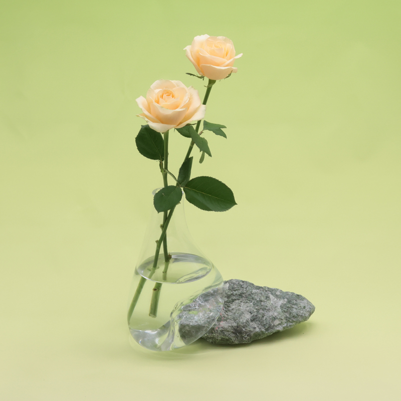 Beautiful Vase on Greentranslucent Limestone GE-L328 - 图片 2