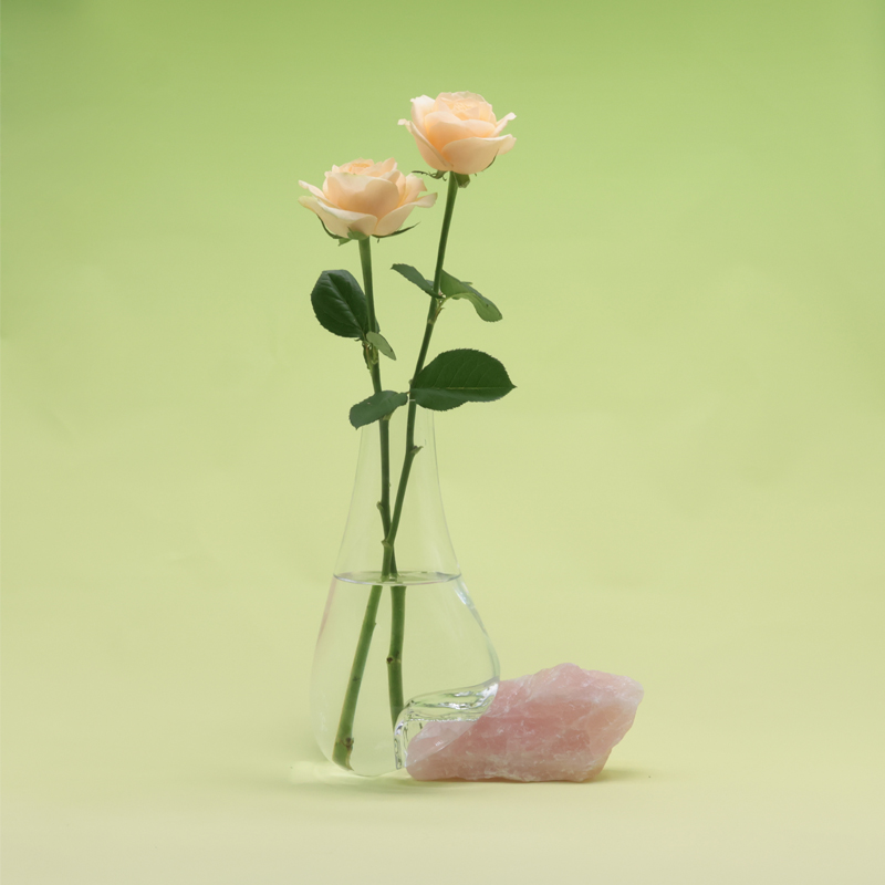 Beautiful Vase on Rose Quartz Crystal PK-M128